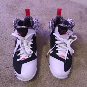 Nike Lebron 9 “Freegum”